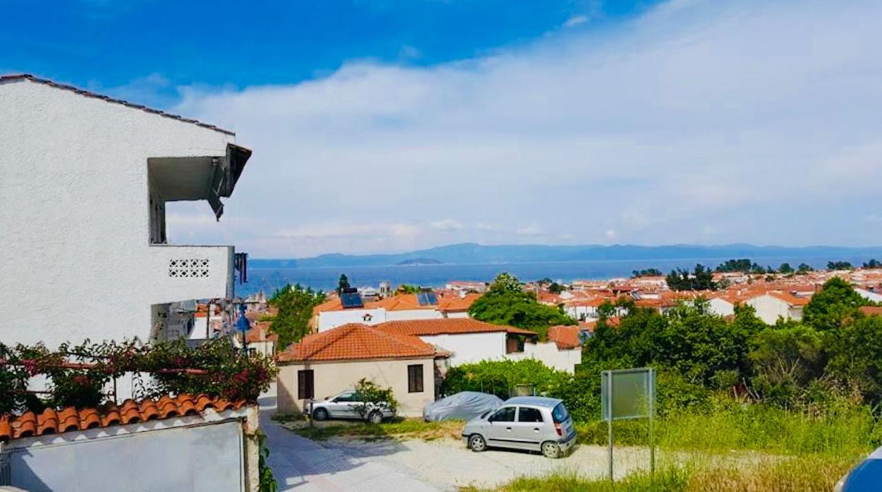 Pine & View Apartment Pefkochori Exterior photo